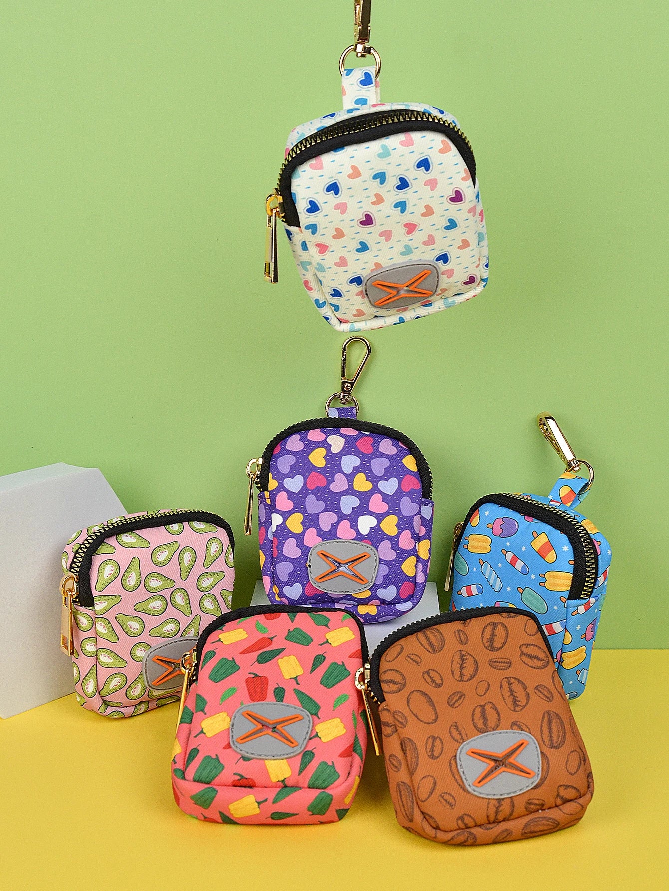 1 Pcs Valentine's Day and New Year's gift For Dog High Quality Designer Cute Pattern Gold Metal Hardward Dog Poop Bag Holder